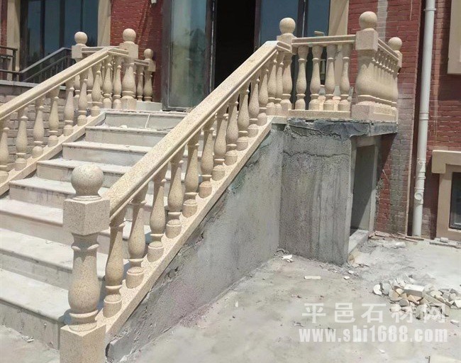 黄金麻罗马柱护栏加工，欧式花瓶柱栏杆图片